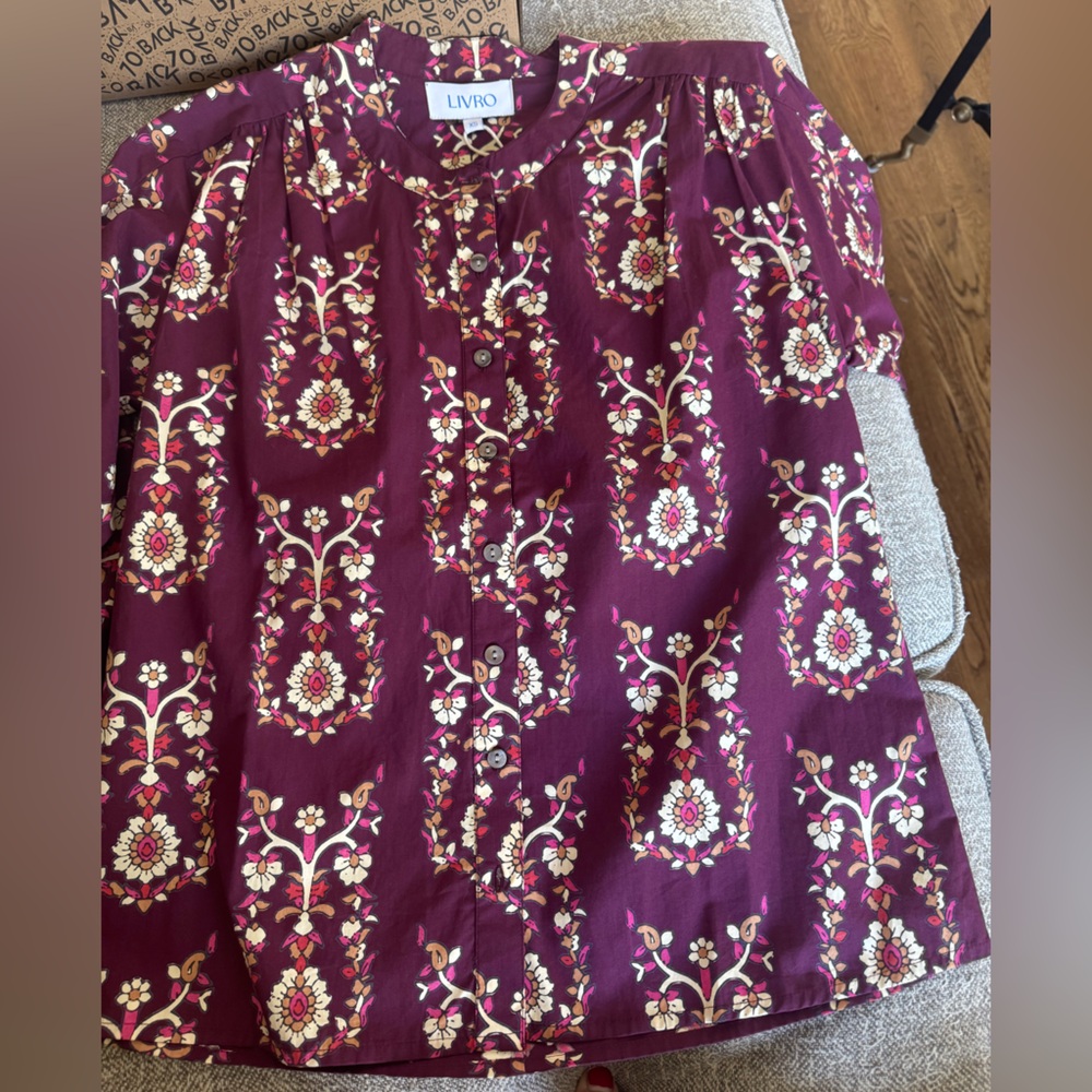 Livro-NWT Bradley Women's Floral Button-Front Blouse - Burgundy - Picture 6 of 6